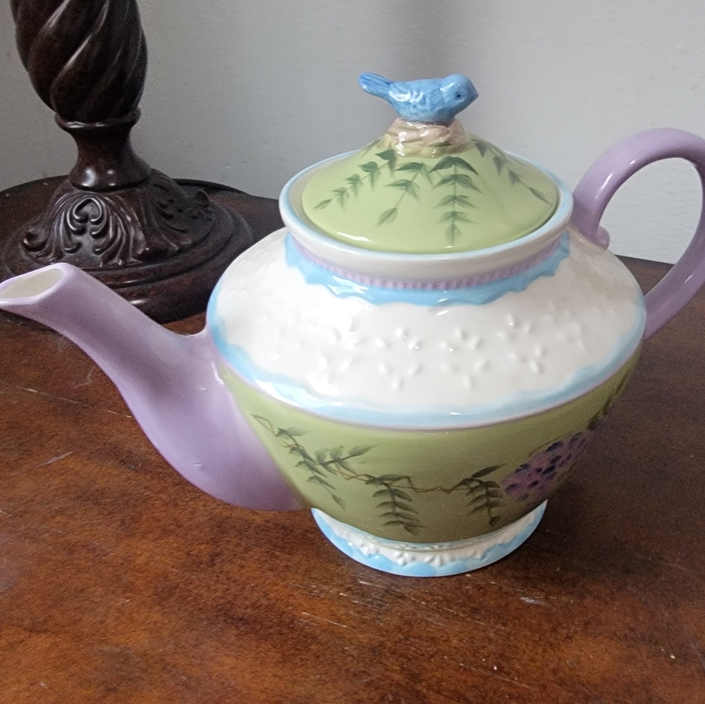 Wisteria Ivory Purple Lavender Green Teapot 🫖Wisteria Garden Sugar and Creamer - Picture 14 of 16